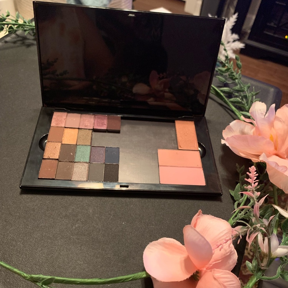 Mostly Filled Mary Kay Pro Palette (some used as samples)